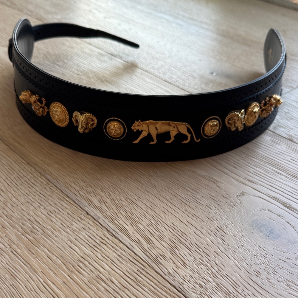 Sabyasachi Iconic Black and Gold Waist Belt sz 70cm